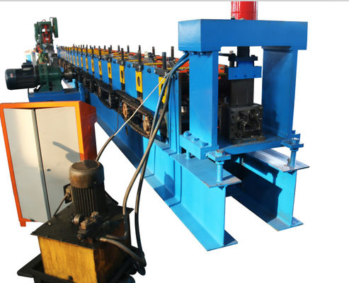 4.5T Depolama Rafı Rulo Şekillendirme Makinesi 5.5KW Alüminyum Levha için