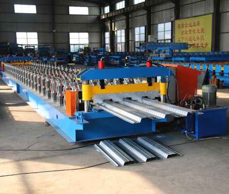 5T Panel Rulo Şekillendirme Makinesi 8 / dak Metal Zemin Güverte