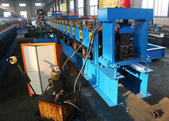 Metal Raf Depolama Rafı Rulo Şekillendirme Makinesi 3T 12m / dak